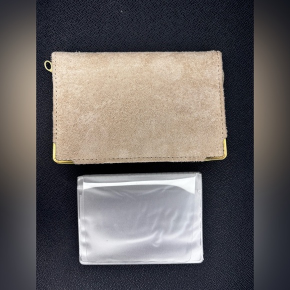 100% Suede Leather Card Holder - Picture 4 of 5